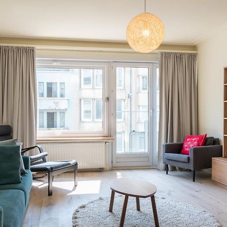 Helene, Appartement Vlakbij Het Strand Остенде Екстер'єр фото